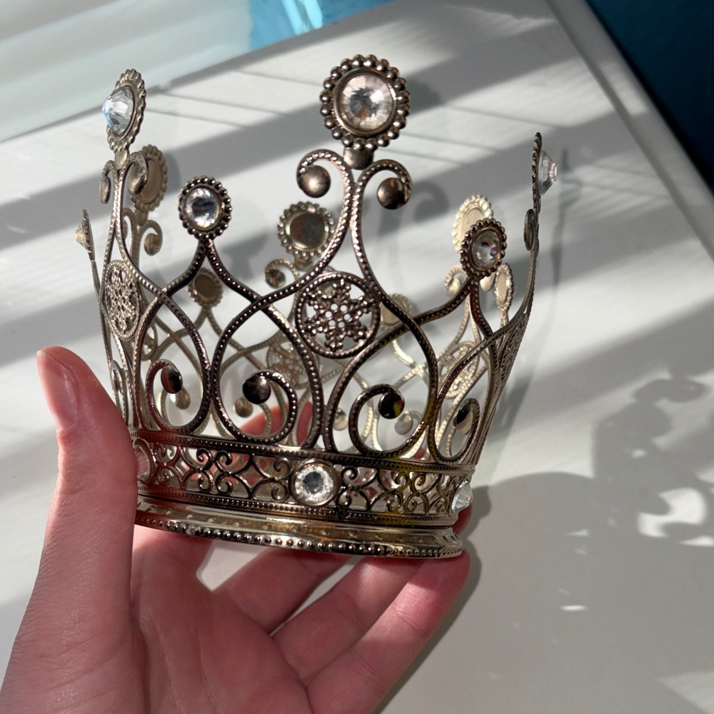 Bath & Body Works Gold Filigree Candle Holder - Picture 3 of 4